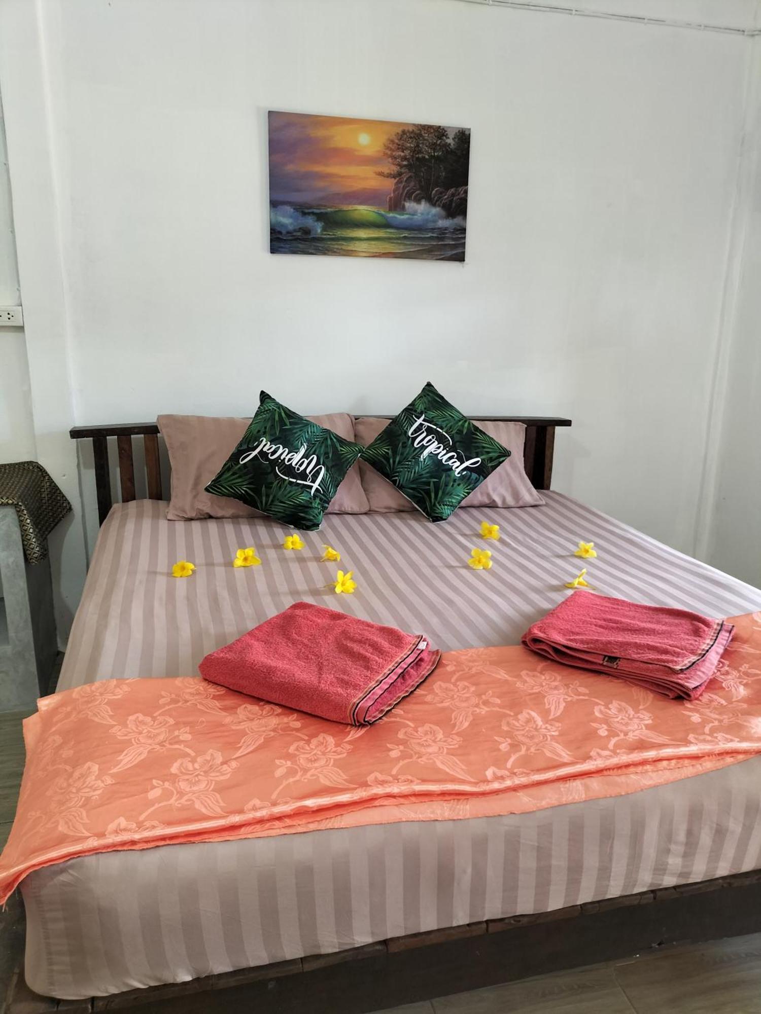 Lanta Rabbit Rooms Ko Lanta Buitenkant foto